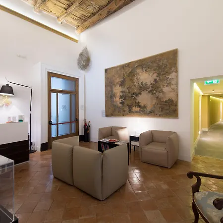 Santa Chiara Boutique 4*