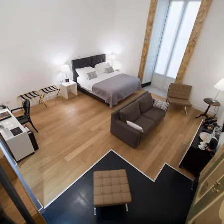 Santa Chiara Boutique Hotel