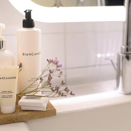 Santa Chiara Boutique Neapol