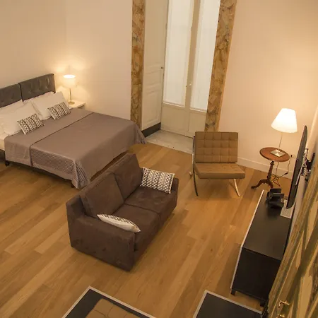 فندق Santa Chiara Boutique 4*