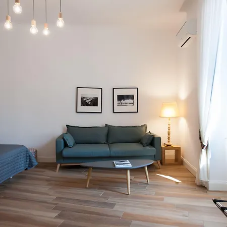 Santa Chiara Boutique نابولي