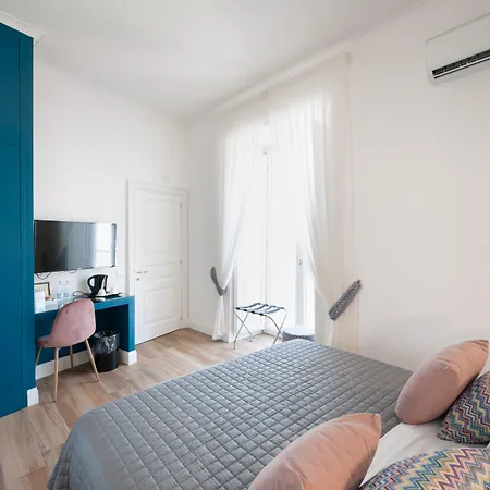 فندق Santa Chiara Boutique نابولي