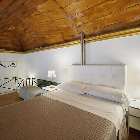 فندق Santa Chiara Boutique نابولي