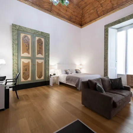 Santa Chiara Boutique