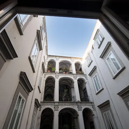 Santa Chiara Boutique نابولي