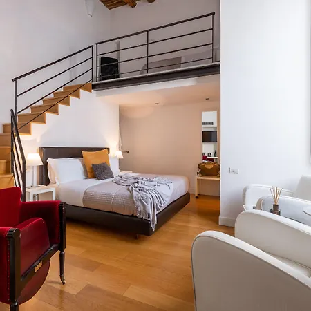 Santa Chiara Boutique 4*