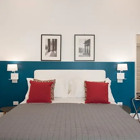 Santa Chiara Boutique Neapol