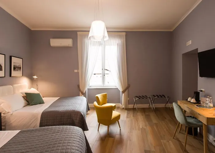 Santa Chiara Boutique Neapol