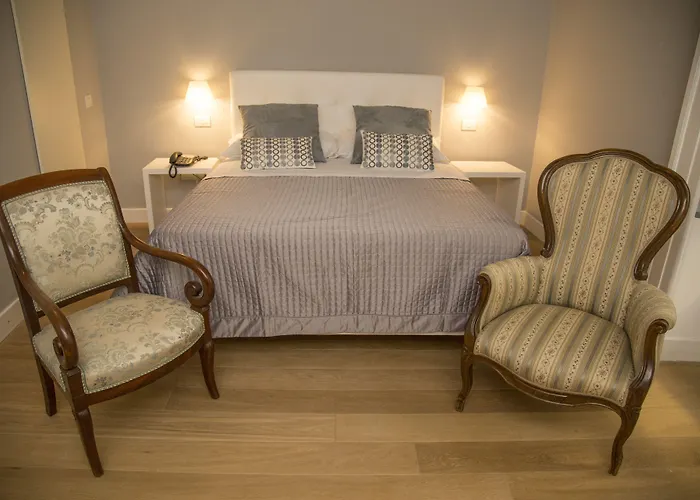 Santa Chiara Boutique Hotel 4*