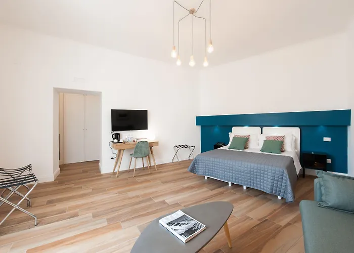 Santa Chiara Boutique