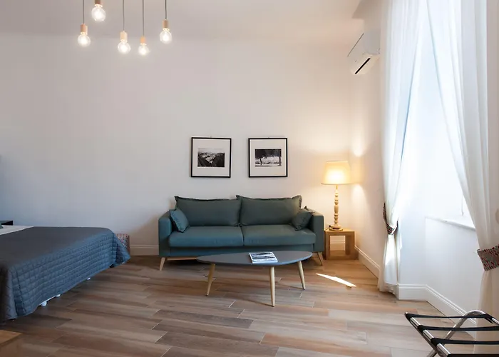 Santa Chiara Boutique Neapol