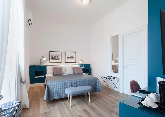 Hotel Santa Chiara Boutique 4*