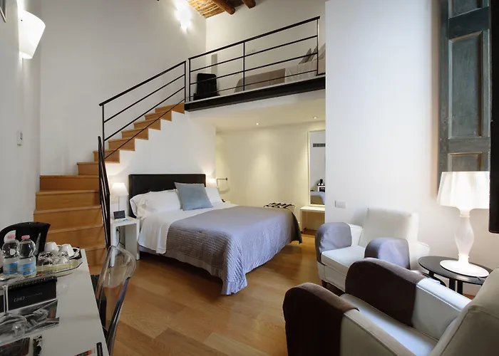 Hotel Santa Chiara Boutique 4*