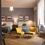 Santa Chiara Boutique 4*