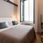 Santa Chiara Boutique Отель Неаполь
