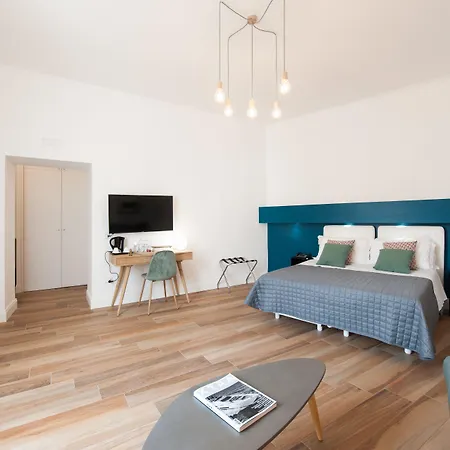Santa Chiara Boutique